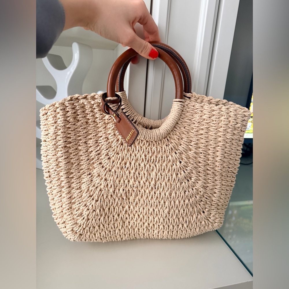 Elegant Cream Woven Handbag with Brown Handles